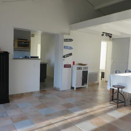 Ferienhaus La Belle De Denis A 300m Frais Reduits